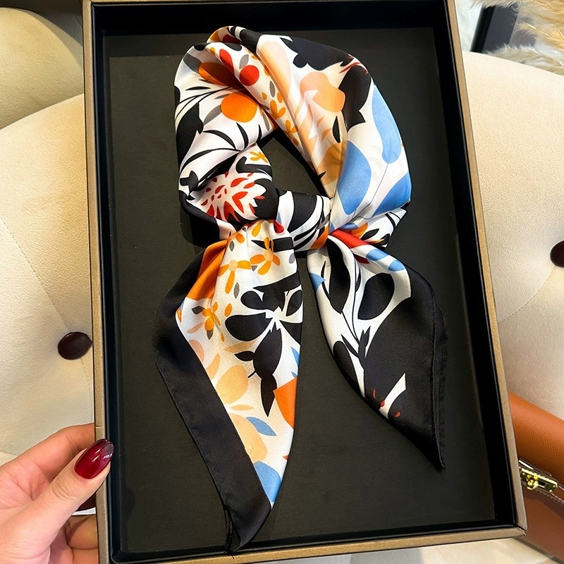 Luxus Marke 2025 Floral Print  – Luxury Skincare Headband Bewertung und Preis